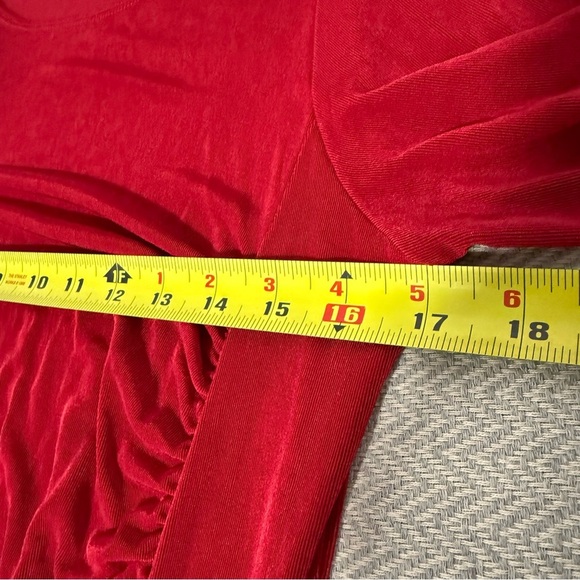 Chico's Womens Blouse Size 1 Red Long Sleeve Bateau Neck Classic Formal Elegant - Picture 8 of 8